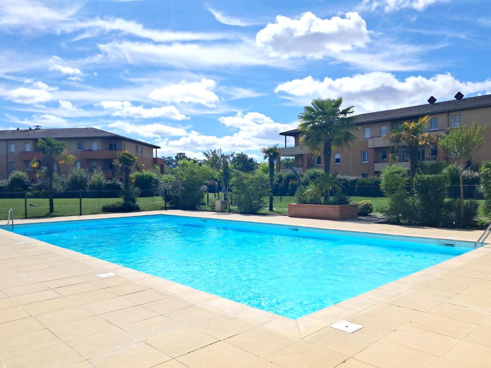 Le Montauriol - Logement Avec Terrasse - Piscine -Tennis - Place De Parking Privee Lejlighed Montauban Eksteriør billede